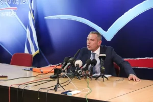 Πάνος Καμμένος: «Αν συνεχίσουν τον πόλεμο, θα κατέβω πάλι στην πολιτική»