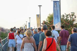 Το Φεστιβάλ των Τειχών και το… think big