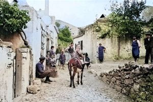 Σκηνή από κρητικό χωριό στο παρελθόν