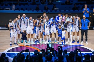 Τρύπησε το ταβάνι της η Εθνική μπάσκετ