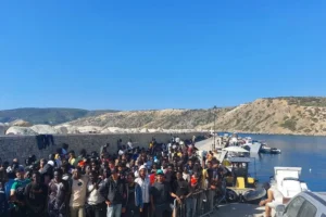 Η νέα έκρηξη των μεταναστευτικών ροών έδειξε τη γύμνια Κρήτης και Κυβέρνησης