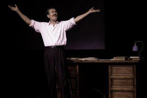 Θεατρική παράσταση «Αναφορά στον Γκρέκο» του Νίκου Καζαντζάκη με τον Τάκη Χρυσικάκο