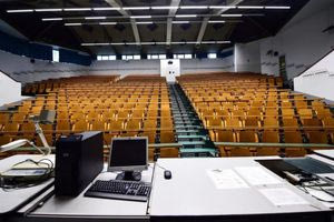 Υπουργείο Παιδείας: Διαγράφονται 335.000 αιώνιοι φοιτητές – Πώς θα γίνει βήμα βήμα η διαδικασία