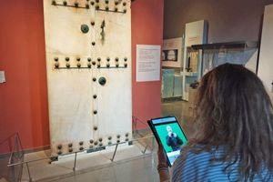 Καινοτόμος ξενάγηση κωφών με τεχνολογία ΙΤΕ