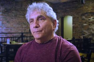 Τζόελ Μος: Πέθανε ο βραβευμένος παραγωγός του Χόλιγουντ που είχε κερδίσει 7 Grammy