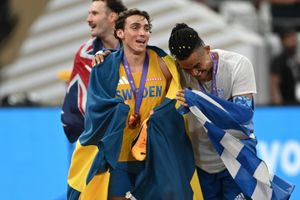 Ντουπλάντις για Καραλή: «Έκανε καταπληκτική χρονιά, με πιέζει τόσο πολύ»