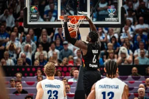 Ευρωμπάσκετ 2025: Διέλυσε και τη Φινλανδία η Γερμανία πηγαίνοντας “τρένο” στους “16”