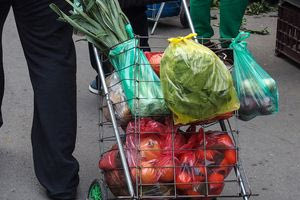 Ξυλοκοπήθηκε εργαζόμενη στην καθαριότητα στη λαϊκή Μοιρών