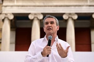 ΠΑΣΟΚ για ένταξη Λοβέρδου στη ΝΔ: Ήρθε η ώρα της εξαργύρωσης