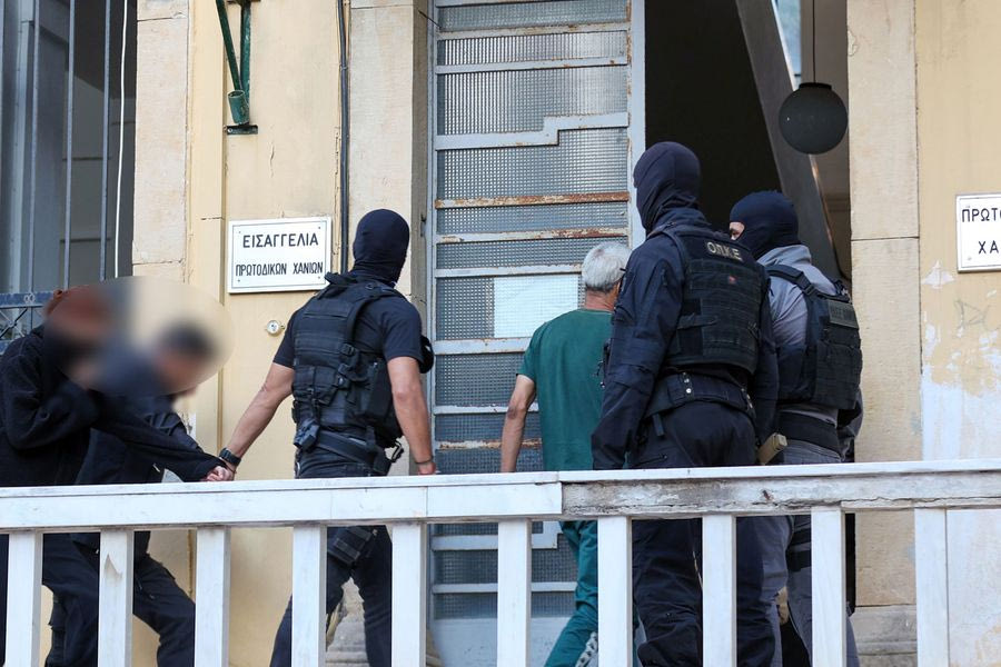 Δεσμεύονται λογαριασμοί και περιουσιακά στοιχεία των μελών της μαφίας της Κρήτης