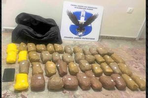 Φλώρινα: Συνελήφθη αλλοδαπός που μετέφερε 21,5 κιλά ηρωίνης