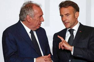 Γαλλία: Ψήφο εμπιστοσύνης ζητά η κυβέρνηση Μπαϊρού στη Βουλή