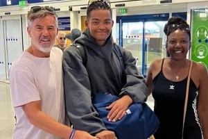 Ο Μανόλο ξέρει: «Στην αποτυχία μόνο δύο» – Όταν στο αεροδρόμιο πήγαν μόνο οι γονείς του και κανείς πανηγυρτζής