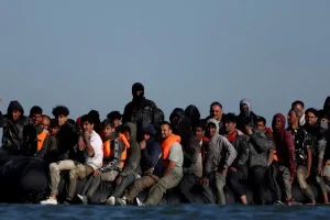 Νέα επιχείρηση διάσωσης μεταναστών σε λέμβο ανοιχτά της Ιεράπετρας