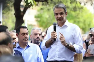 Οι εξισώσεις του Μαξίμου, οι εξορμήσεις του Κυριάκου η…αυτοδύναμη παρέμβαση Τασούλα, η «Ελλάδα για όλους» του Νίκου και το…φαρμάκι του Σωκράτη για τον Αλέξη!