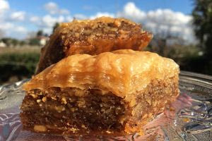 Ελληνοτουρκική «μάχη» για μπακλαβά, ραβανί και λουκουμάδες – Η λίστα του Taste Atlas