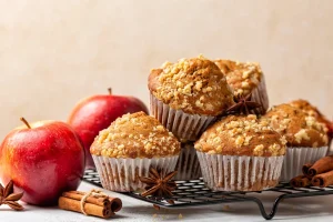 Συνταγή για muffins με μήλο, κανέλα και αλεύρι ολικής άλεσης