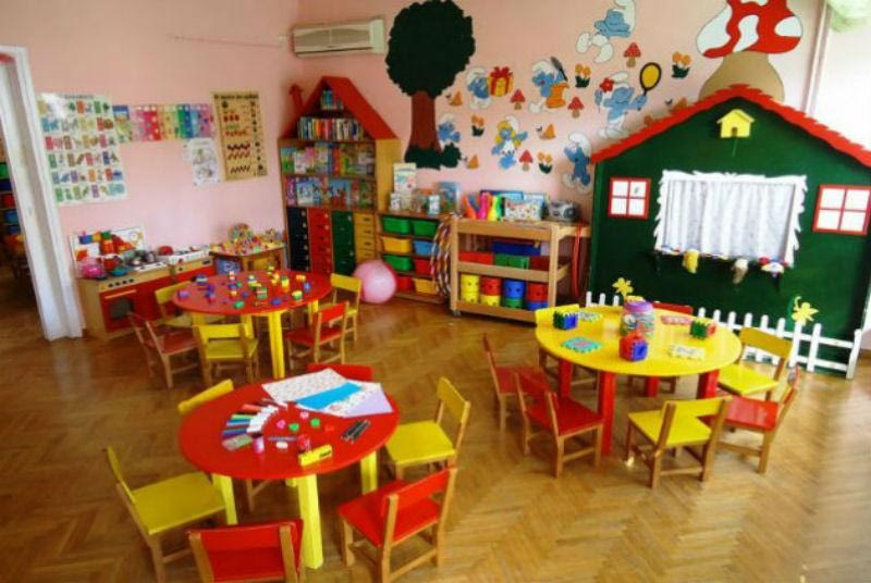 Νήπια στην… προσφυγιά μετά την έξωση που έγινε στον Δήμο Ηρακλείου