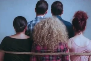 «Θα γράψουμε το 50ο επεισόδιο μαζί»: Το teaser Καπουτζίδη για το reunion του «Παρα Πέντε»