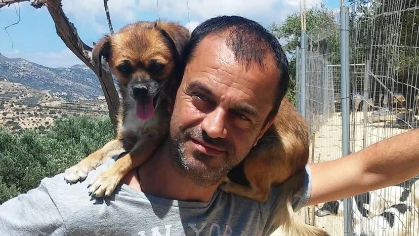 Η συγκινητική ιστορία του Τάκη Προεστάκη, ιδρυτή του διάσημου καταφυγίου στην Κρήτη έγινε ντοκιμαντέρ