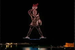 Χίλια drones φώτισαν τον ουρανό της Ρόδου με τον Κολοσσό και τα σύμβολα του νησιού