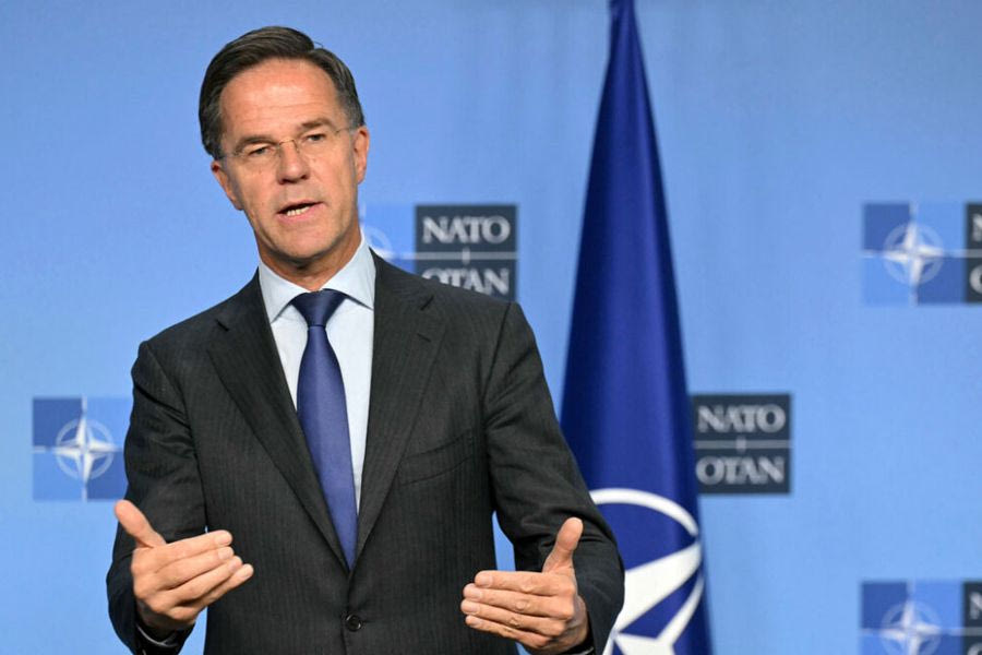 ΝΑΤΟ: Ενισχύει ανατολικά τη θωράκιση του απέναντι στη Ρωσία