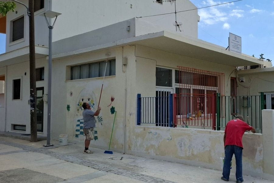 Εκτεταμένες εργασίες συντήρησης σχολικών κτιρίων στο Δήμο Μαλεβιζίου (φωτογραφίες)