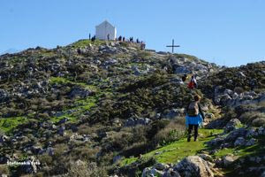 Επιχείρηση στον Στρούμπουλα για διάσωση νεαρής γυναίκας