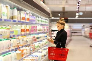 Σούπερ μάρκετ: Αναμένονται μειώσεις σε βασικά προϊόντα