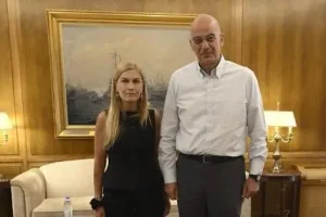 Βολουδάκη – Δένδιας: Συνάντηση με επίκεντρο την στέγαση των στρατιωτικών και το Στρατοδικείο Χανίων