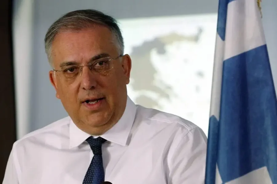 Θεοδωρικάκος: Αυστηρό μήνυμα στα σούπερ μάρκετ να μειώσουν τις τιμές σε 1.000 κωδικούς