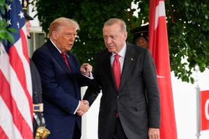 Ερντογάν για συνάντηση με Τραμπ: Φεύγουμε ικανοποιημένοι από τις ΗΠΑ – Ο στόχος των $100 δισ.