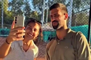 Ο Νόβακ Τζόκοβιτς εντυπωσιάστηκε από Ελληνίδα που του μίλησε σέρβικα – Δείτε το βίντεο