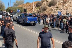 Νέος γύρος κινητοποιήσεων: Αποχωρούν οι κτηνοτρόφοι από το Παλαιόκαστρο και κατευθύνονται προς το αεροδρόμιο