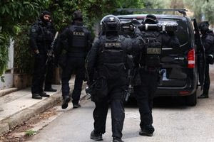 Εντυπωσιακή επίδειξη ανδρών της ΕΚΑΜ στην 89η ΔΕΘ