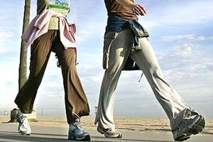 Μία μεγαλύτερη βόλτα την ημέρα ωφελεί περισσότερο την καρδιά σας από πολλές μικρές