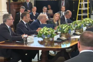 Αναζητώντας ικανοποιητικό κοινό βηματισμό