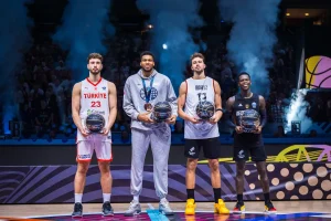 Ευρωμπάσκετ 2025: MVP ο Σρέντερ – Στην κορυφαία πεντάδα ο Αντετοκούνμπο