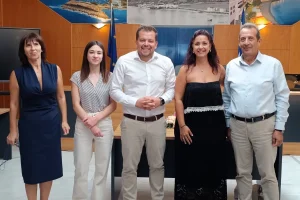 Υπογράφτηκε η σύμβαση για τη μελέτη του νέου προσήνεμου μόλου Λιμένα Χερσονήσου