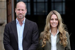 Ο Ουίλιαμ και η Κέιτ επέστρεψαν στα καθήκοντά τους – Η πριγκίπισσα άλλαξε τα μαλλιά της