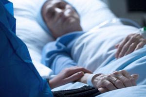 Γαλλία: Η υποβοηθούμενη ευθανασία ξανά στο επίκεντρο της δημόσιας συζήτησης