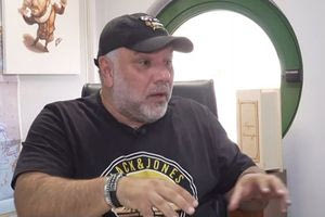 Αρναούτογλου για Λιάγκα: «Δε θα είναι ο πρώτος μου καλεσμένος στην εκπομπή»