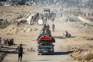 Γάζα: Χιλιάδες Παλαιστίνιοι επιστρέφουν στα σπίτια τους, με την εκεχειρία Ισραήλ-Χαμάς να τηρείται