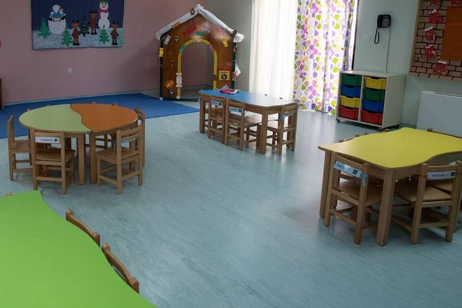 Δόμνα Μιχαηλίδου: Αυξάνουμε τα εισοδηματικά όρια-Καταργούμε το πλαφόν στα vouchers των Βρεφονηπιακών