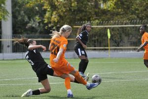 Ποδόσφαιρο γυναικών: Η ΑΕΚ υποχρέωσε τον ΟΦΗ στην πρώτη του ήττα (vid)