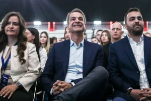 Live η ομιλία Μητσοτάκη στην ΟΝΝΕΔ για τα 51 χρόνια της Νέας Δημοκρατίας