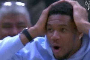 Γιάννης Αντετοκούνμπο: Το ζογκλερικό καλάθι του Θανάση που τον έκανε να αναφωνήσει «Oh my god»