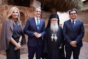 Μητσοτάκης από Σινά: «Εθνικό καθήκον η διαρκής στήριξη της Μονής Αικατερίνης»