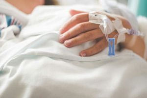 Τροχαίο ατύχημα στις Μοίρες: Στο νοσοκομείο έγκυος γυναίκα μετά από σύγκρουση οχημάτων