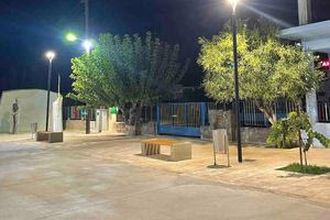 Παραδόθηκε πλήρως ανακαινισμένη η κεντρική πλατεία της Εμπάρου